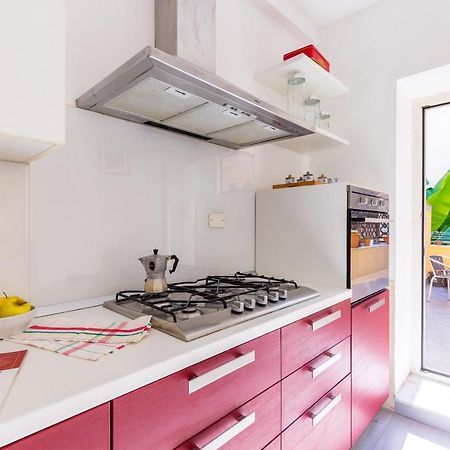 Sansevero Family Apartment By Wonderful Italy Napoli Dış mekan fotoğraf